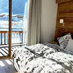 Hideaway Design By Belle * Кицбюэль