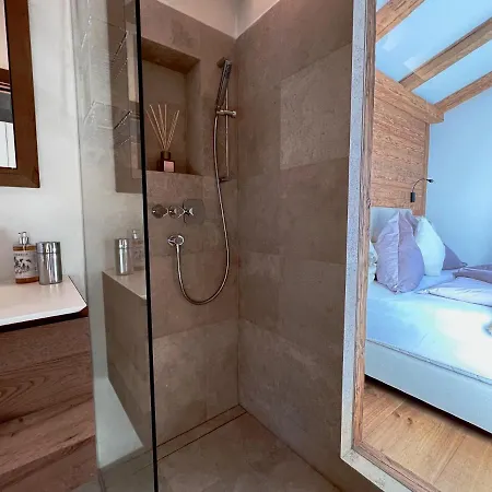 Hideaway Design By Belle Domek alpejski *